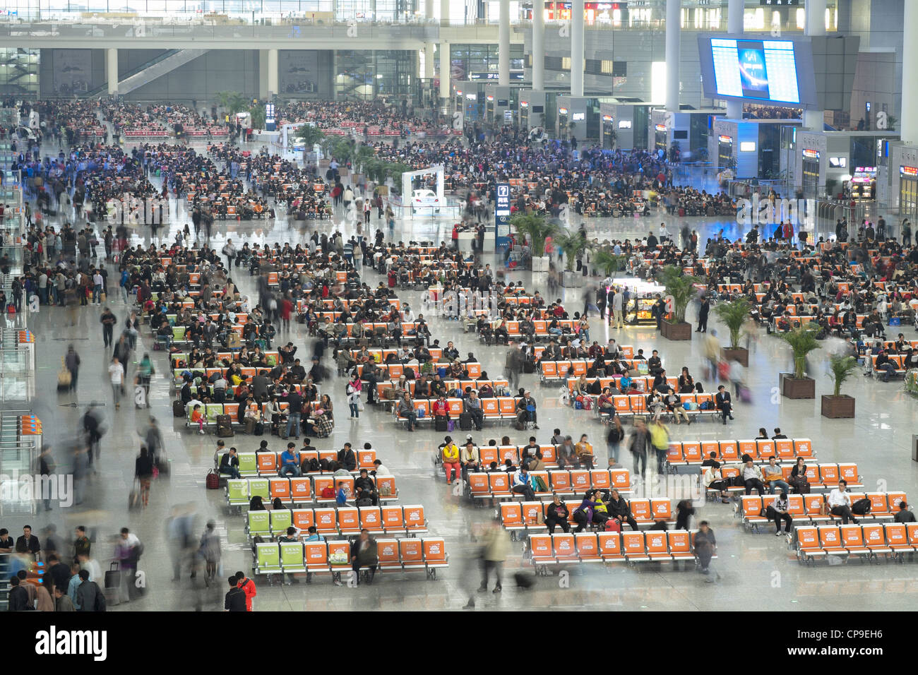 `Interior of new Hongqiao railway station in Shanghai China Stock Photo